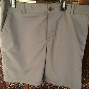 Under Armor men’s shorts sz38